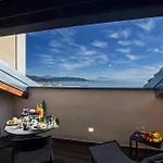Kemi Luxury ゲストハウス 4*