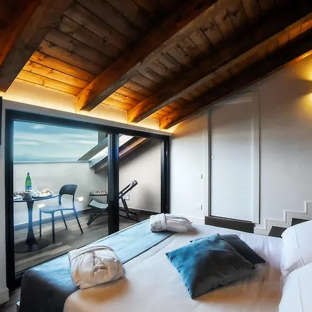 بيت ضيافة Kemi Luxury 4*